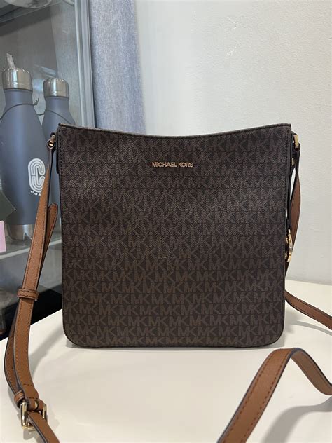 michael kors jet set travel lg messenger